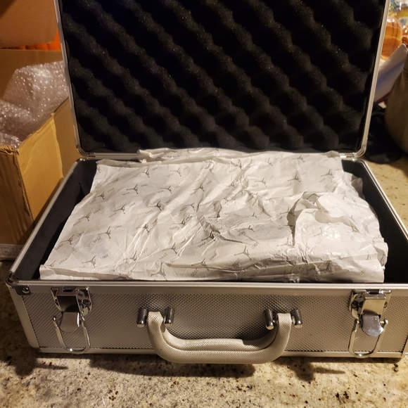 Jordan 1s midnight navy - Picture 6 of 9